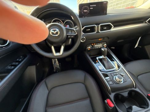New 2025 MAZDA CX-5 Carbon Edition image 14