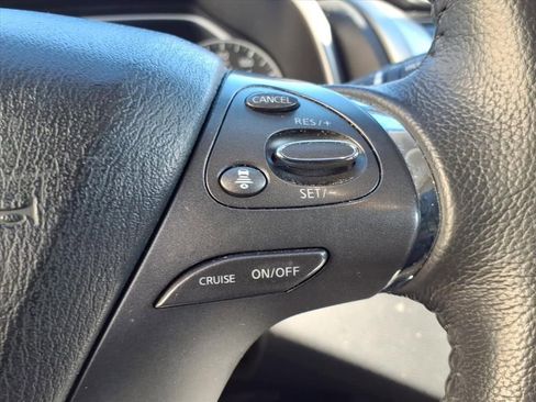 Used 2020 Nissan Murano SV image 20