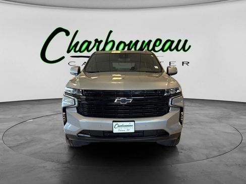 Used 2023 Chevrolet Suburban RST w/ Luxury Package AWD/4WD image 8
