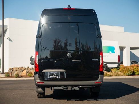 New 2025 Mercedes-Benz Sprinter 2500 image 4