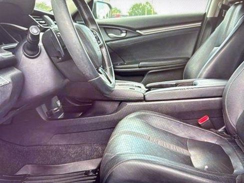 Used 2020 Honda Civic Touring image 11