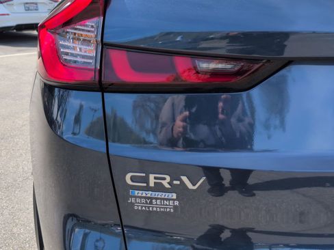 Used 2023 Honda CR-V Sport Touring image 13