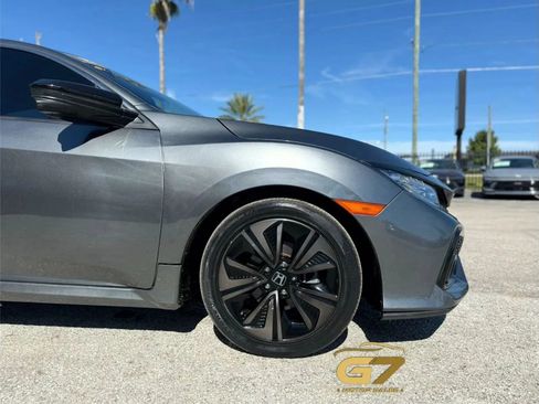 Used 2019 Honda Civic EX image 10