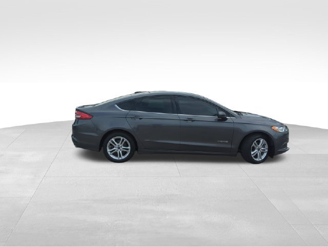 Used 2018 Ford Fusion S FWD image 9