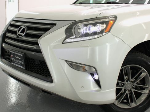 Used 2017 Lexus GX 460 Premium image 21