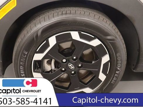 Used 2024 Hyundai Santa Fe SEL AWD/4WD image 9