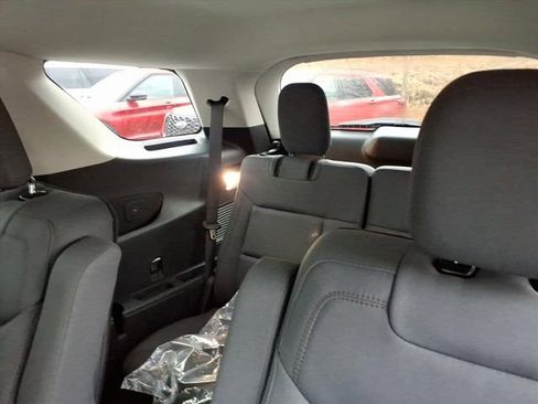 New 2026 Ford Explorer Active image 19