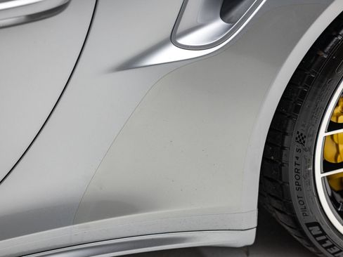 Used 2017 Porsche 911 Turbo S image 18