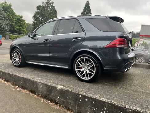 Used 2016 Mercedes-Benz GLE 63 AMG S image 5