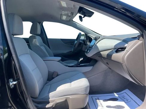 Used 2024 Chevrolet Malibu LT FWD image 23