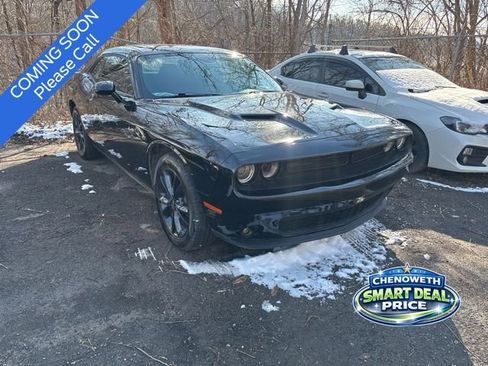 Used 2023 Dodge Challenger SXT w/ Blacktop Package image 3