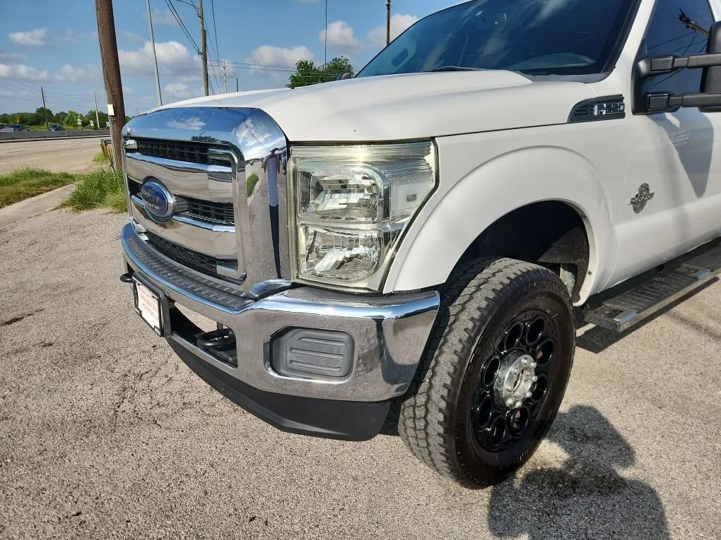 Used 2015 Ford F250 XL w/ Power Equipment Group AWD/4WD image 2