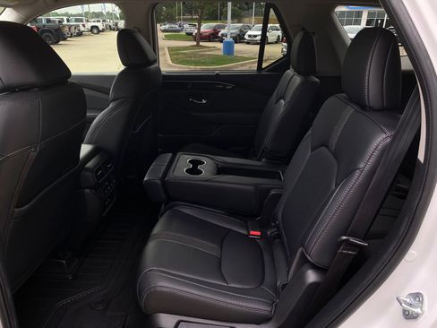 Used 2023 Honda Pilot Touring image 28