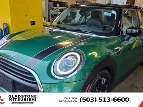 Used 2020 MINI Cooper 4-Door Hardtop w/ Storage Package FWD image 2