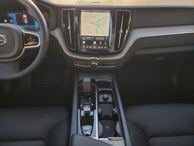Used 2025 Volvo XC60 T8 Plus w/ Protection Package Premier AWD/4WD image 29