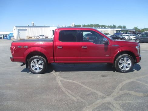 Used 2015 Ford F150 Platinum w/ Equipment Group 701A Luxury AWD/4WD image 4