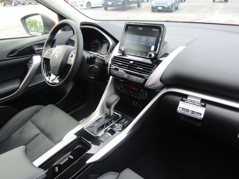 Used 2026 Mitsubishi Eclipse Cross AWD image 38