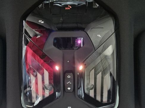 Used 2023 BMW i7 xDrive60 image 26