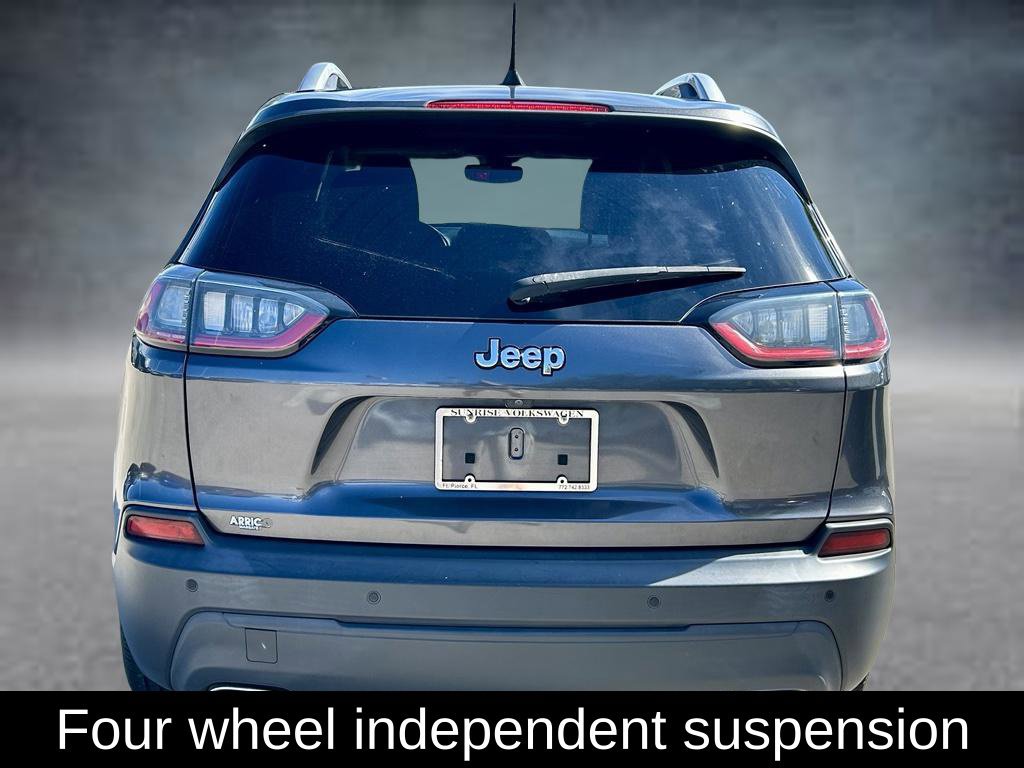 Used 2020 Jeep Cherokee Latitude Lux w/ Quick Order Package 26H Lux FWD image 6