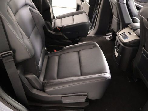 New 2025 Lincoln Navigator Reserve image 15