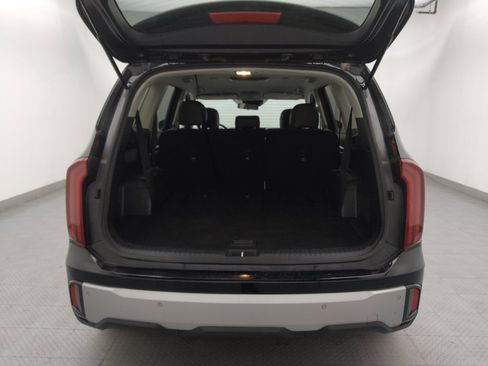 Used 2023 Kia Telluride LX image 29