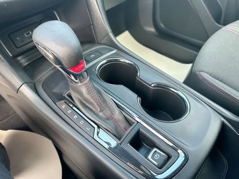Used 2024 Chevrolet Equinox RS FWD image 19