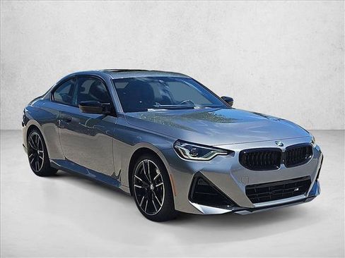 Certified 2025 BMW M240i Coupe RWD image 3