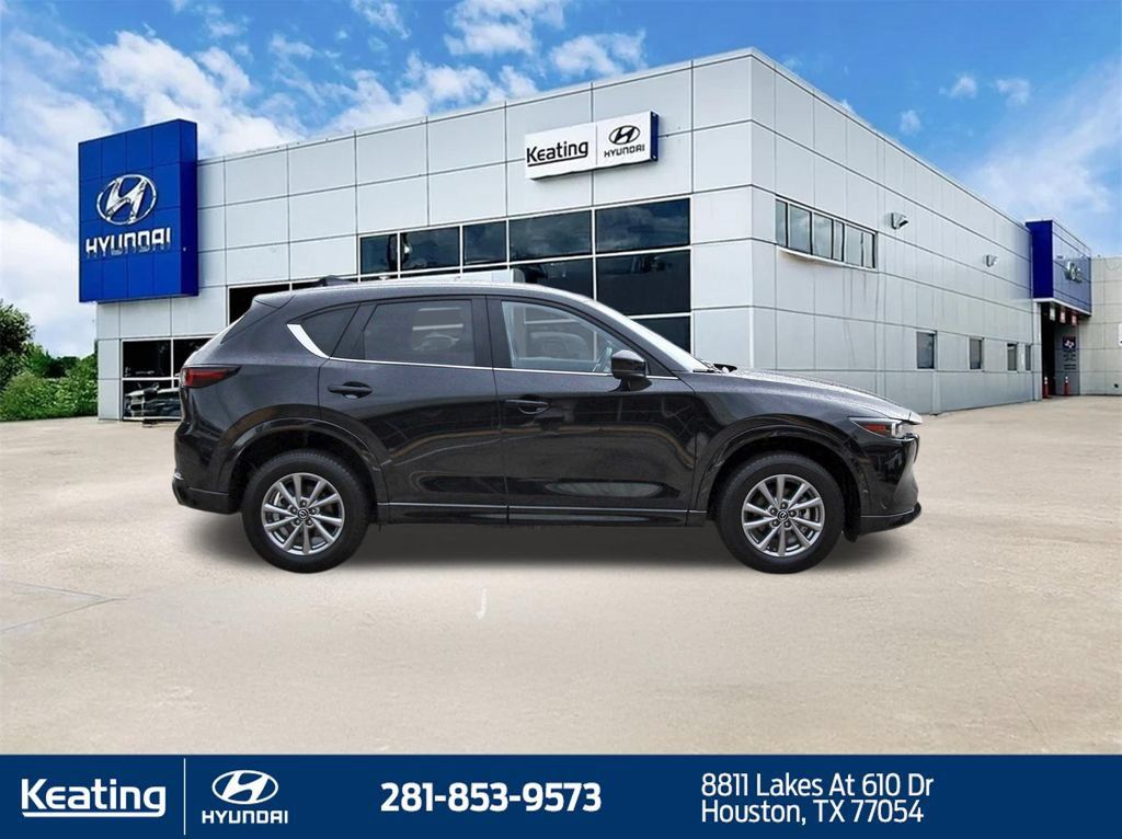 Used 2025 MAZDA CX-5 AWD 2.5 S w/ Select Package image 4