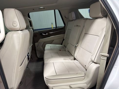 Used 2021 GMC Yukon Denali w/ Denali Premium Package AWD/4WD image 12