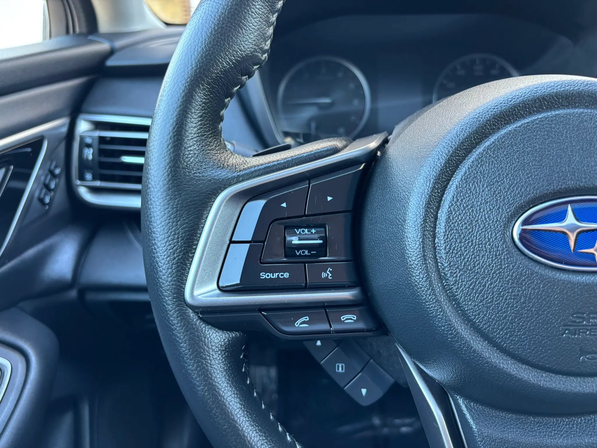 Used 2021 Subaru Outback Limited AWD/4WD image 19