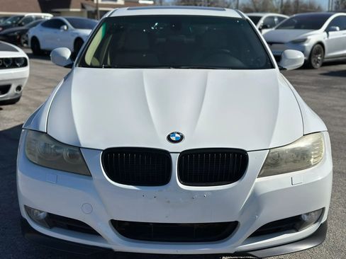 Used 2011 BMW 328i xDrive 328i xDrive Sedan 4D image 3