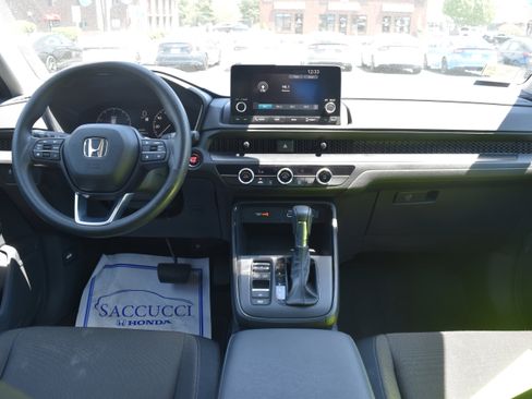 Certified 2024 Honda CR-V LX image 25