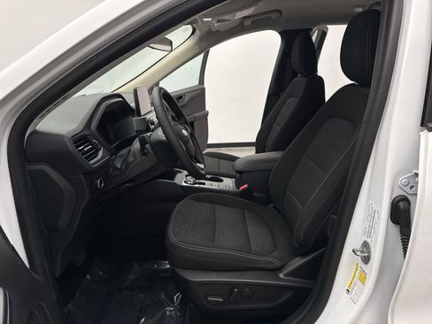 Used 2023 Ford Escape Active image 11