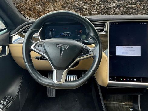 Used 2015 Tesla Model S P85D image 5