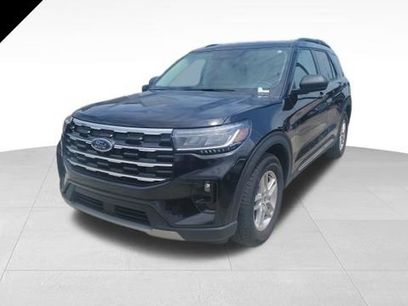 Used 2025 Ford Explorer Active w/ Active Comfort Package