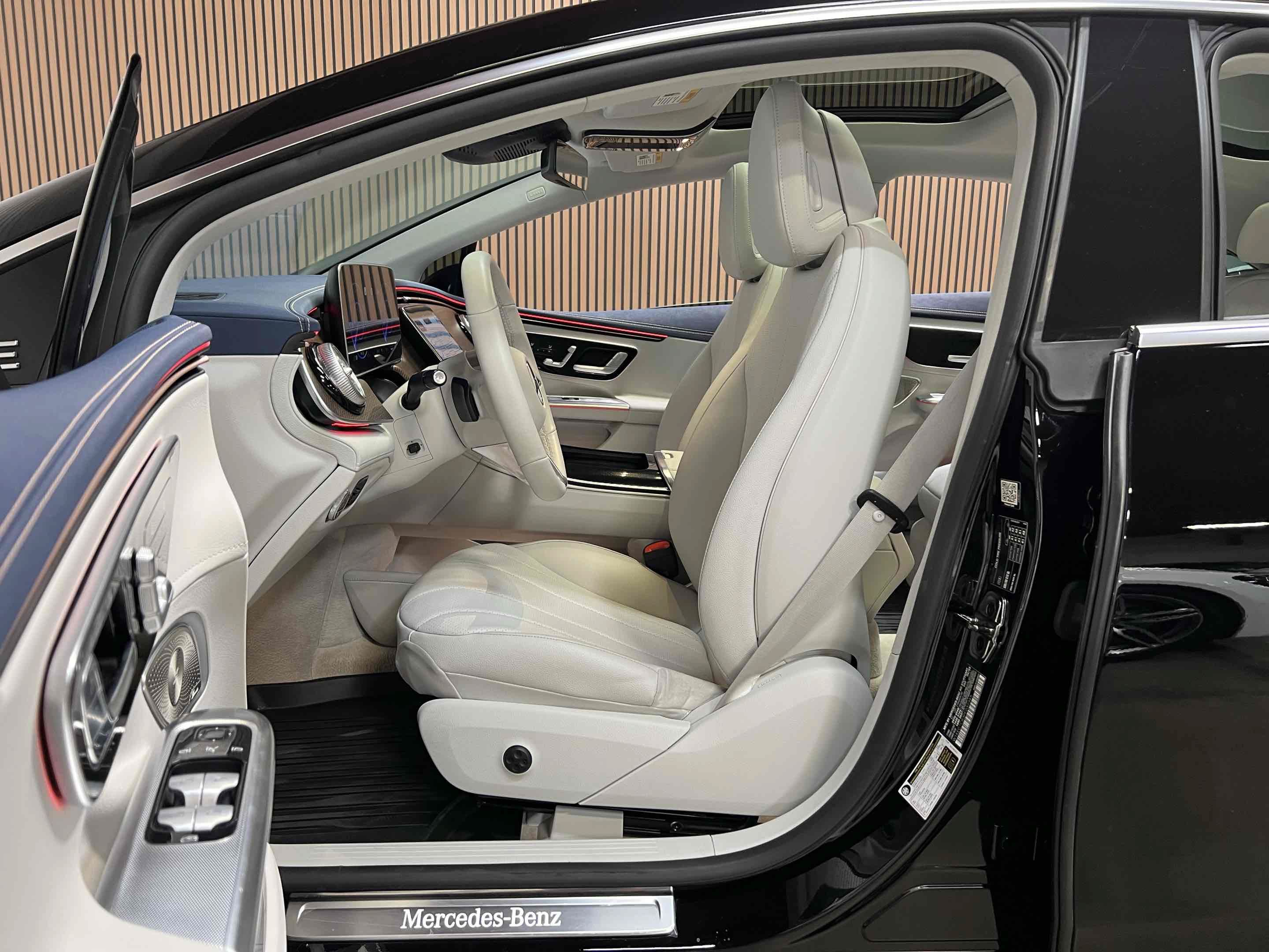 Used 2023 Mercedes-Benz EQE 350+ 4MATIC Sedan w/ Exclusive Trim Package image 4