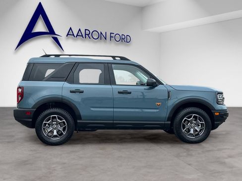 Used 2023 Ford Bronco Sport Badlands image 6