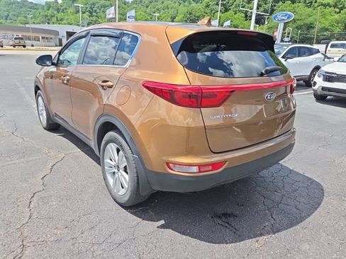 Used 2017 Kia Sportage LX AWD/4WD image 5