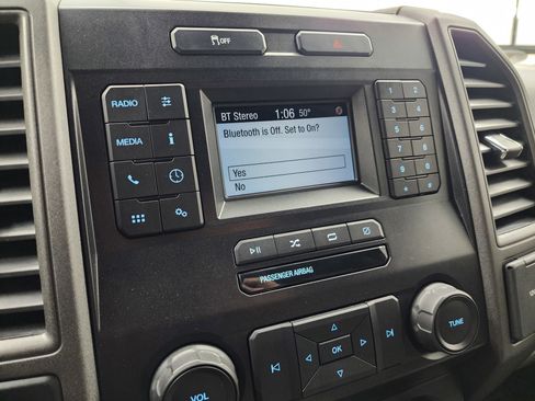 Used 2022 Ford F350 XL w/ Power Equipment Group image 41