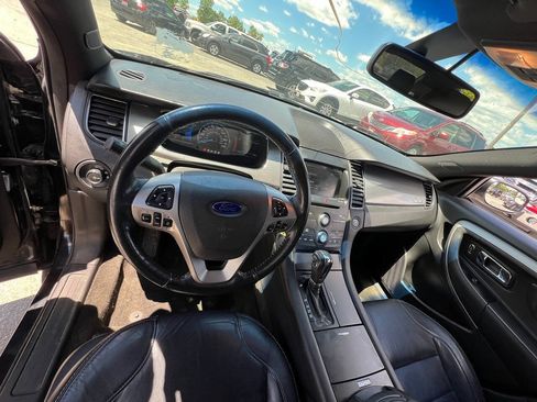 Used 2014 Ford Taurus SEL w/ Equipment Group 201A FWD image 3