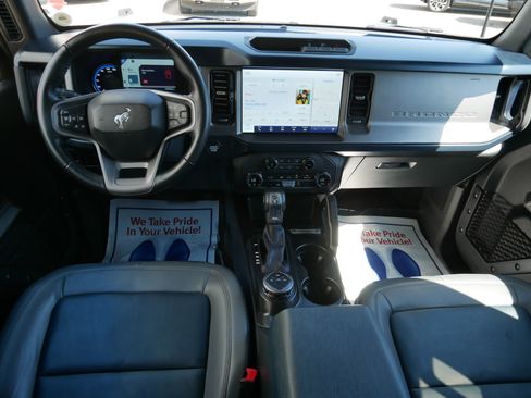 Certified 2023 Ford Bronco Outer Banks AWD/4WD image 7