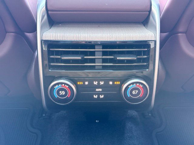 Certified 2024 Land Rover Range Rover Autobiography AWD/4WD image 37