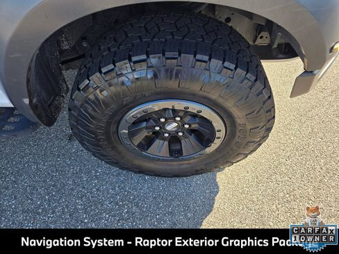 Used 2018 Ford F150 Raptor w/ Equipment Group 802A Luxury AWD/4WD image 13