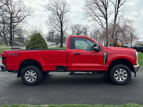 Used 2023 Ford F350 XLT w/ 360-Degree Camera Package AWD/4WD image 5