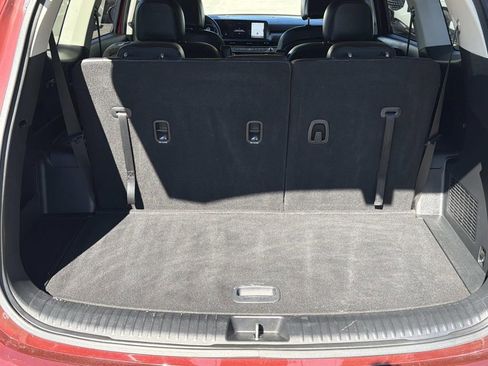 Used 2024 Kia Telluride S w/ S Sunroof Package FWD image 11