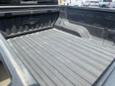 Used 2023 Chevrolet Colorado Trail Boss w/ Technology Package AWD/4WD image 33