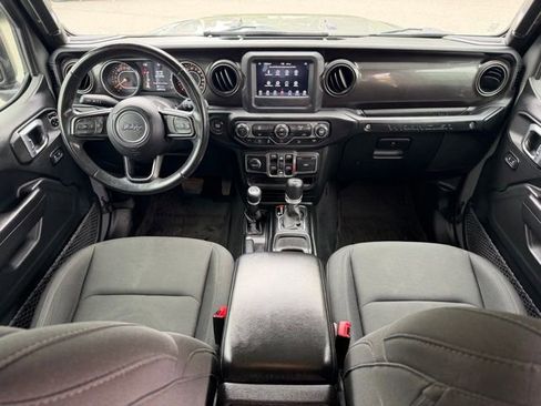 Used 2019 Jeep Wrangler Unlimited Sport AWD/4WD image 28