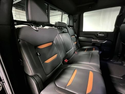 Used 2023 GMC Sierra 2500 AT4 w/ AT4 Premium Plus Package AWD/4WD image 34