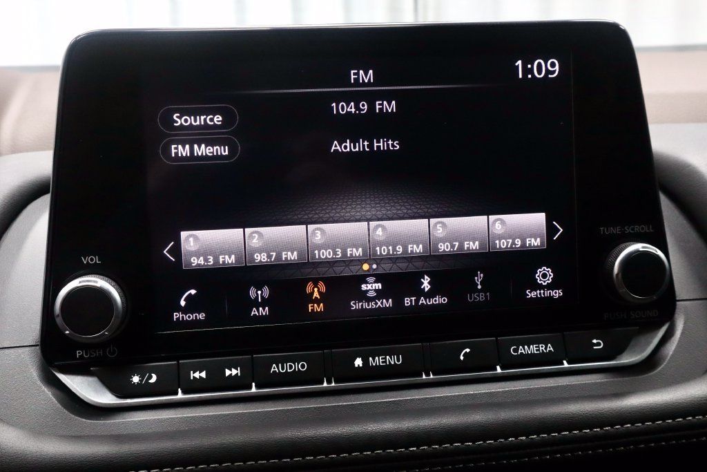 Certified 2023 Nissan Rogue S AWD/4WD image 3