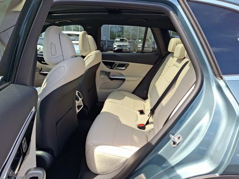 New 2026 Mercedes-Benz GLC 300 4MATIC image 8